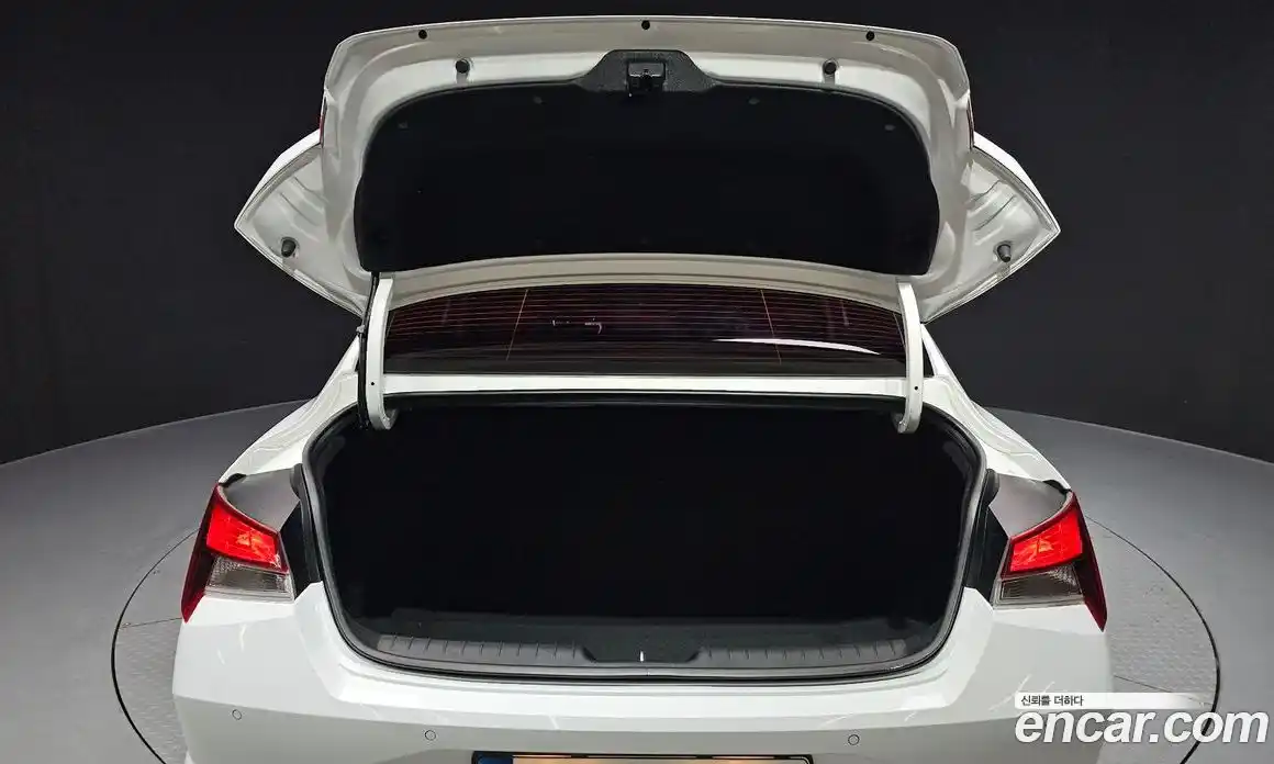 Hyundai Avante 2022 1.6 Автомат в Москве № 608503, фото 20