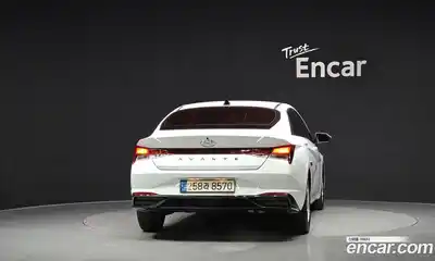 Hyundai Avante 2022 1.6 Автомат в Москве № 608503, миниатюра 4