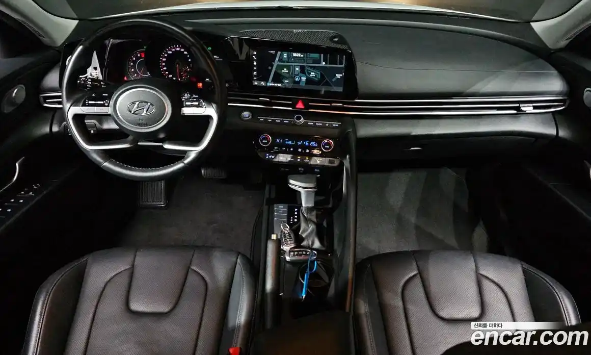 Hyundai Avante 2022 1.6 Автомат в Москве № 608503, фото 7