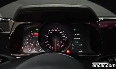 Hyundai Avante 2022 1.6 Автомат в Москве № 608503, миниатюра 8