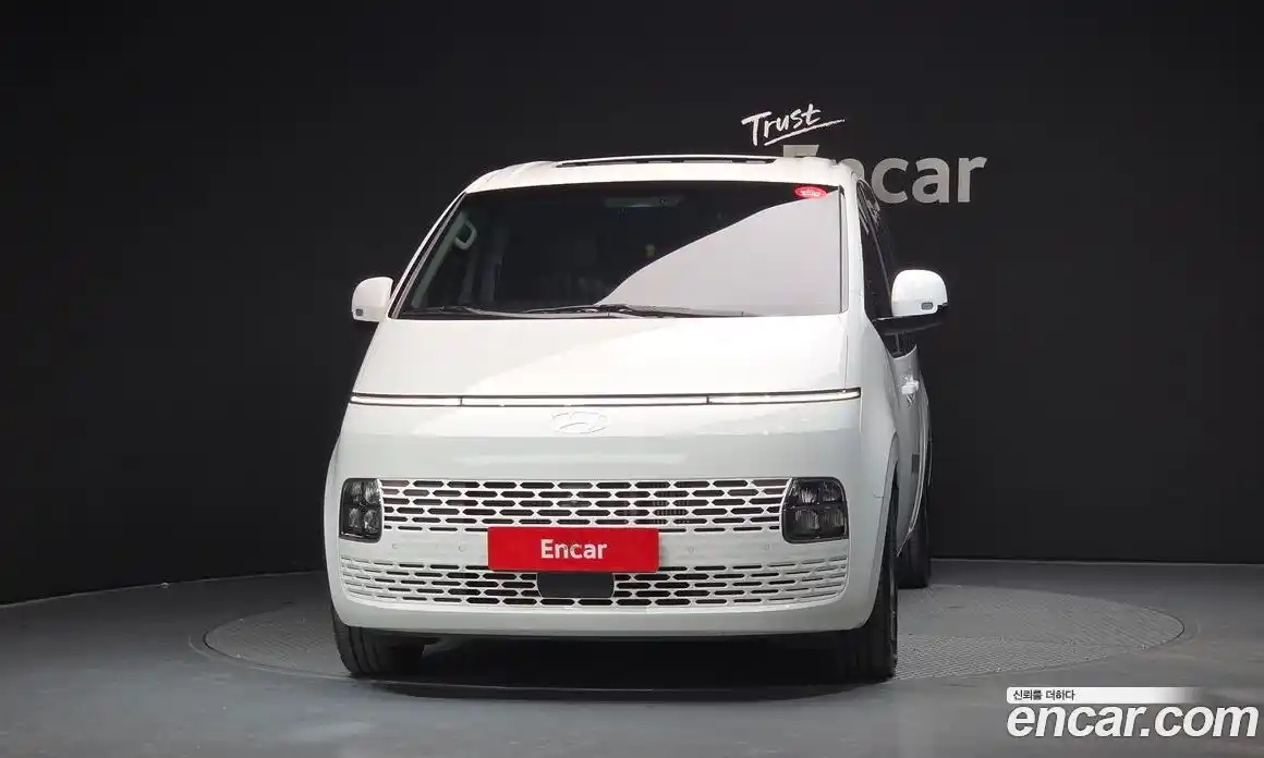 Hyundai Staria 2025 2.2 Автомат в Москве № 608520, фото 3