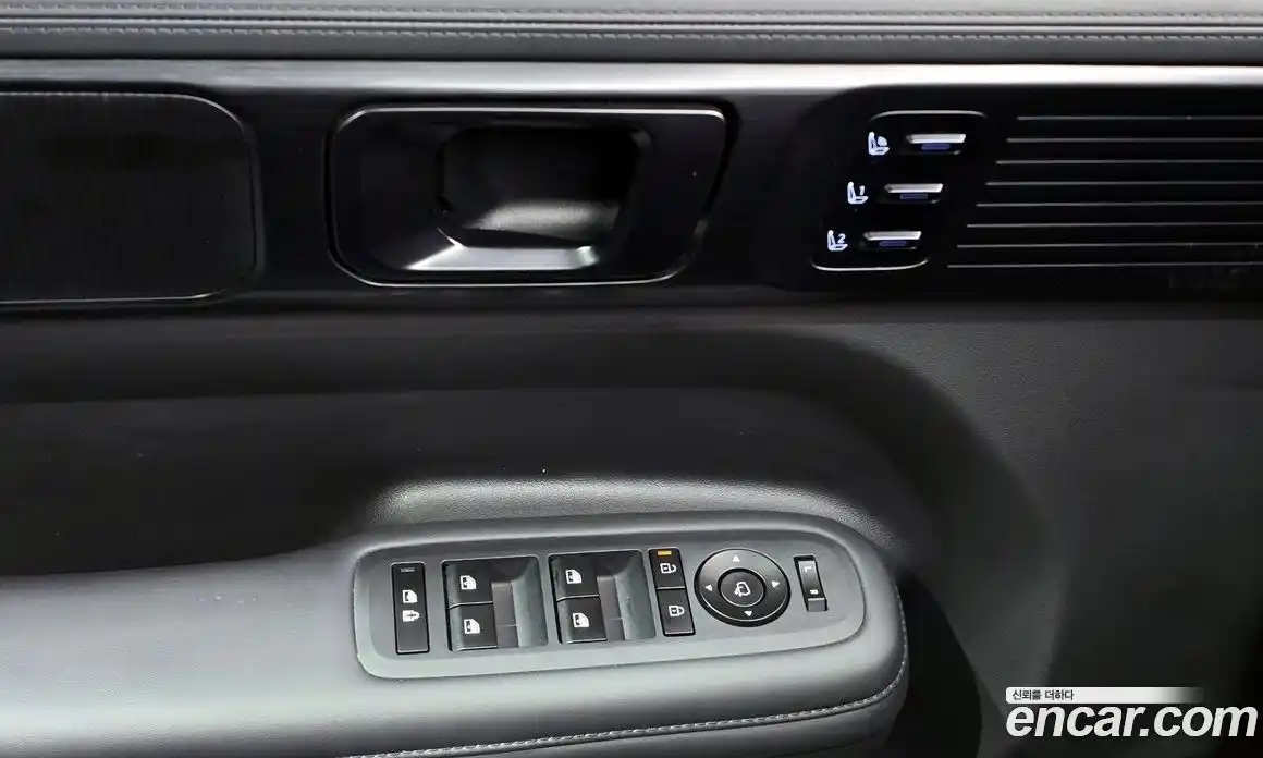 Hyundai Santa Fe 2024 1.6 Автомат в Москве № 608581, фото 18