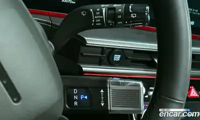 Hyundai Santa Fe 2024 1.6 Автомат в Москве № 608581, миниатюра 9