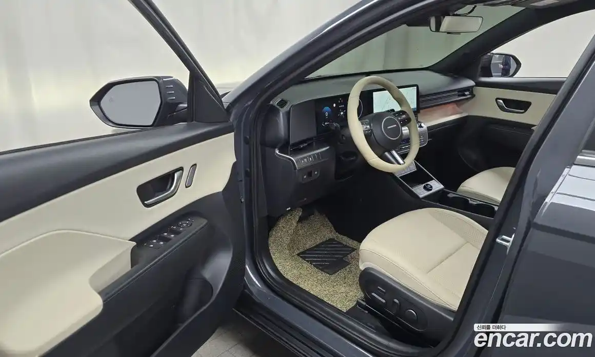 Hyundai Kona 2023 1.6 Автомат в Москве № 608649, фото 10