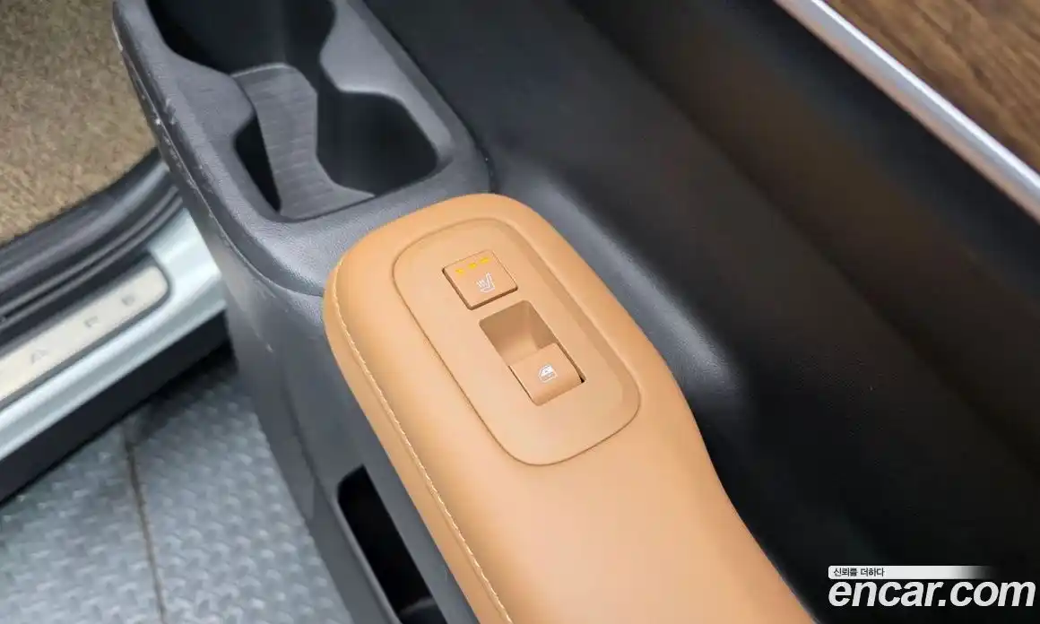 Hyundai Santa Fe 2024 1.6 Автомат в Москве № 608710, фото 19