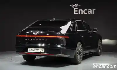 Hyundai Grandeur 2023 1.6 Автомат в Москве № 608997, миниатюра 2