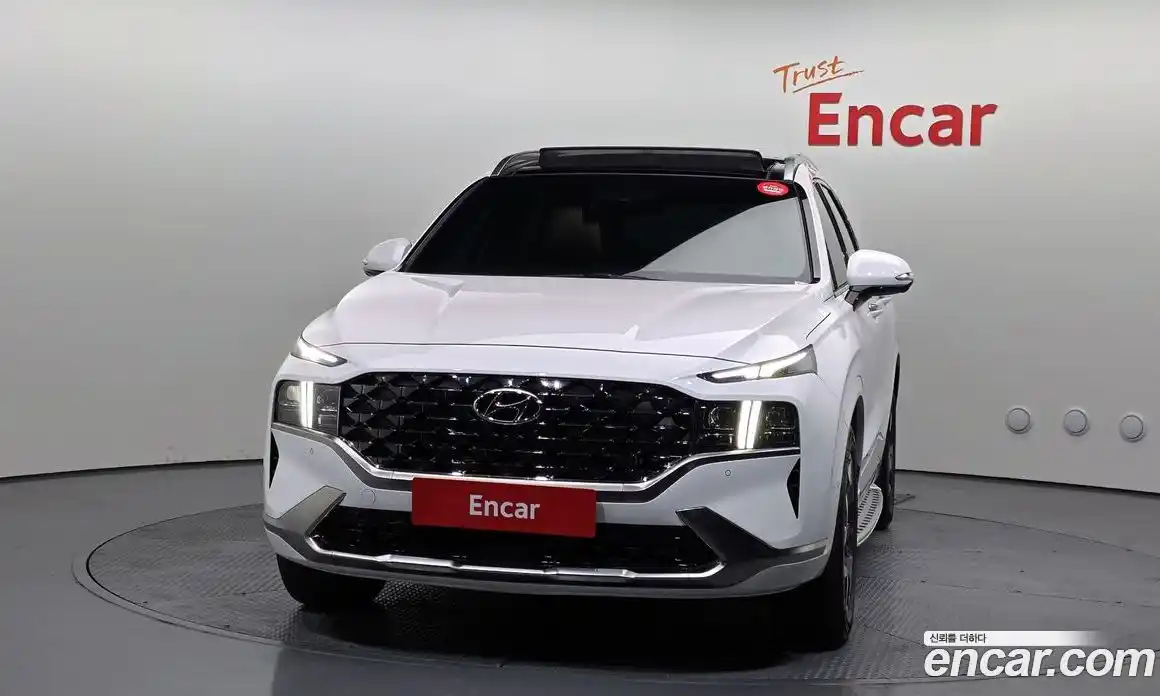 Hyundai Santa Fe 2023 1.6 Автомат в Москве № 609120, фото 3