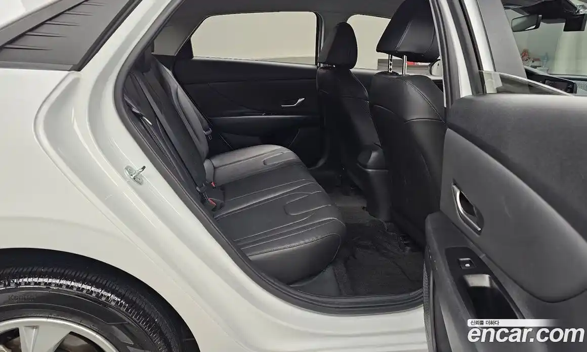 Hyundai Avante 2023 1.6 Автомат в Москве № 609153, фото 12