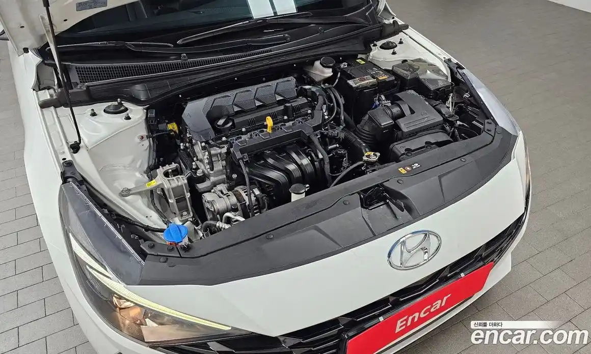 Hyundai Avante 2023 1.6 Автомат в Москве № 609153, фото 6