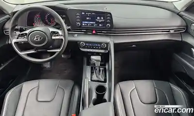 Hyundai Avante 2023 1.6 Автомат в Москве № 609153, миниатюра 7