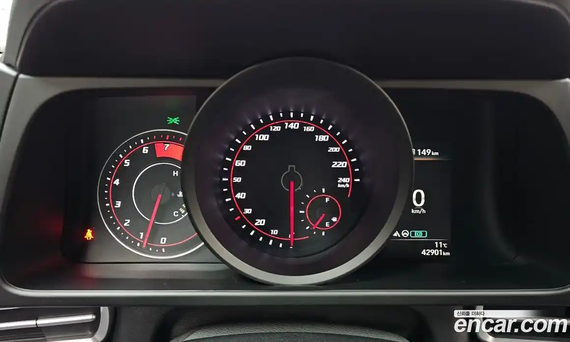 Hyundai Avante 2023 1.6 Автомат в Москве № 609153, фото 8