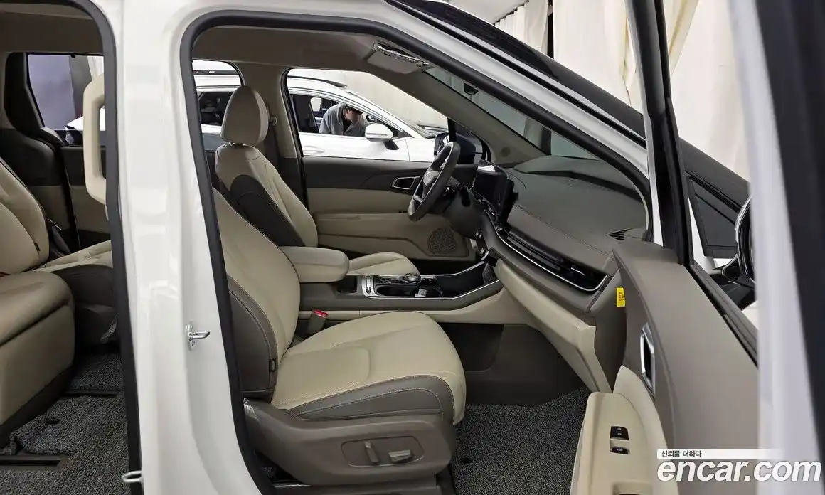 Kia Canival 2025 3.5 Автомат в Москве № 609402, фото 11