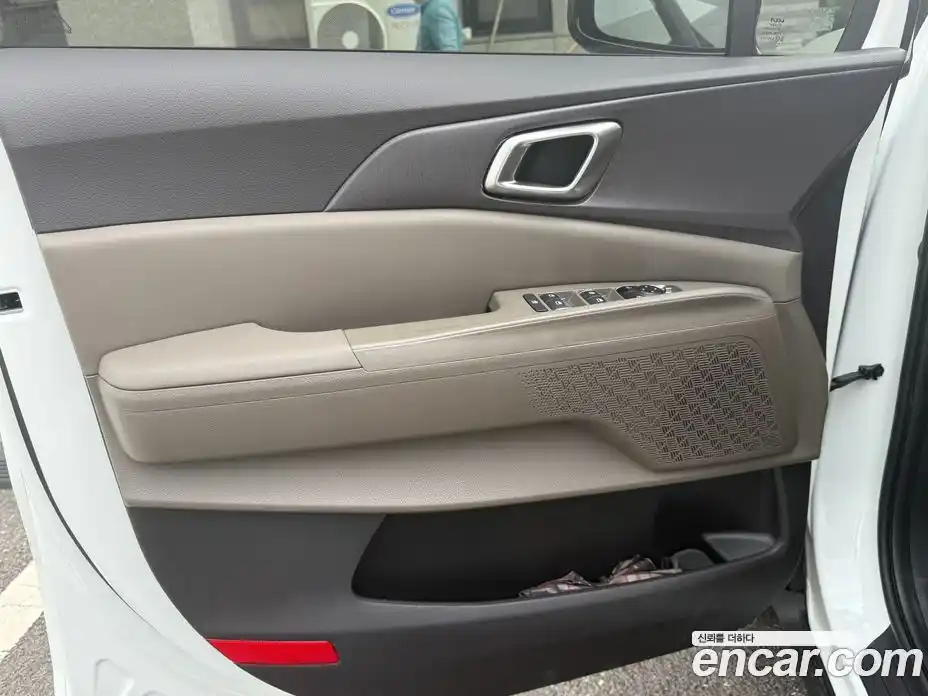 Kia Canival 2026 1.6 Автомат в Москве № 609413, фото 13