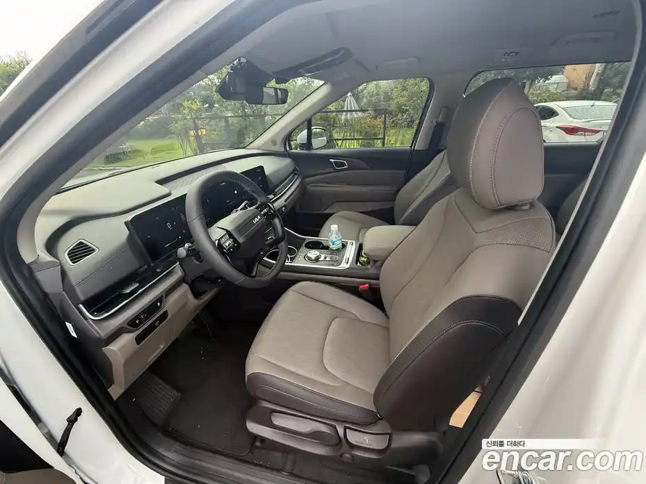 Kia Canival 2026 1.6 Автомат в Москве № 609413, фото 4