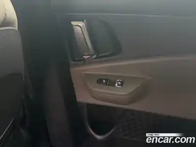 Kia Canival 2026 1.6 Автомат в Москве № 609413, миниатюра 8