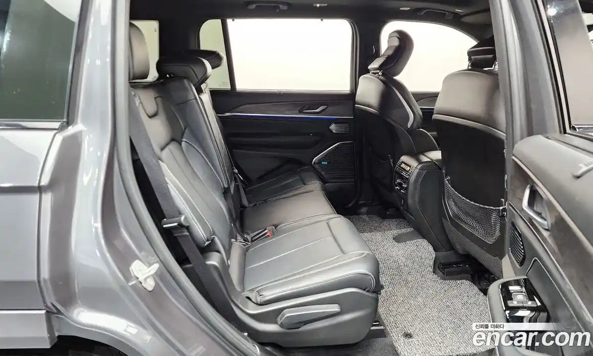 Jeep Cherokee 2023 3.6 Автомат в Москве № 609528, фото 12