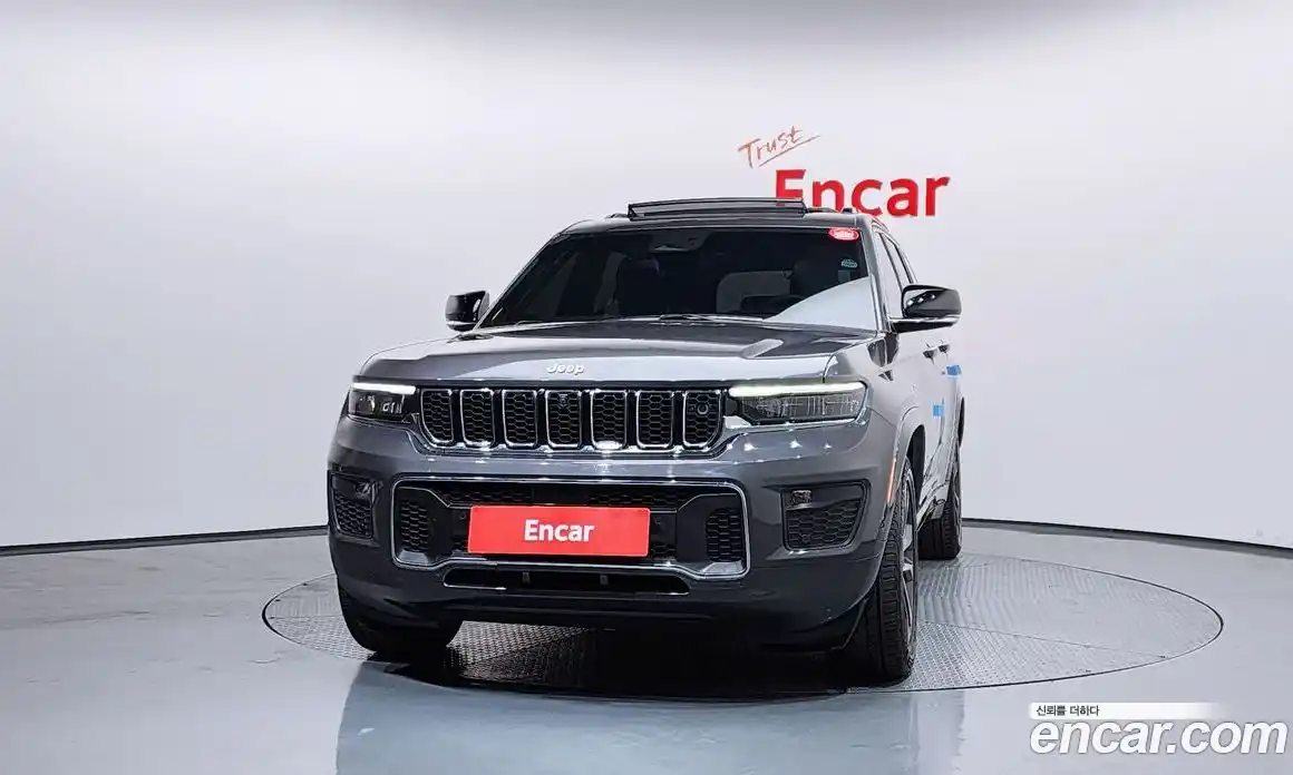 Jeep Cherokee 2023 3.6 Автомат в Москве № 609528, фото 3