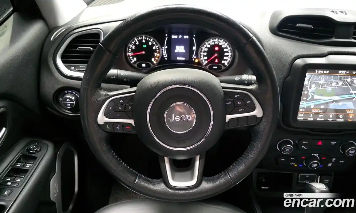 Jeep Renegade 2018 2.4 Автомат в Москве № 609581, фото 13