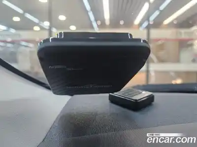 Toyota Prius 2021 1.5 Вариатор в Москве № 609920, миниатюра 11