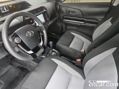 Toyota Prius 2021 1.5 Вариатор в Москве № 609920, миниатюра 12