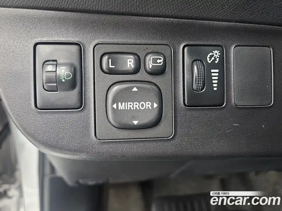 Toyota Prius 2021 1.5 Вариатор в Москве № 609920, фото 13