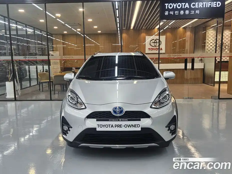Toyota Prius 2021 1.5 Вариатор в Москве № 609920, фото 3