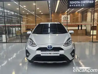 Toyota Prius 2021 1.5 Вариатор в Москве № 609920, миниатюра 3