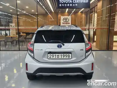 Toyota Prius 2021 1.5 Вариатор в Москве № 609920, миниатюра 4