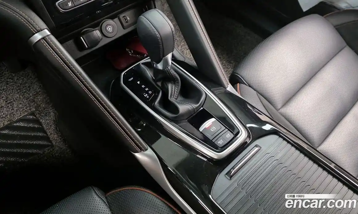 Renault QM6 2024 2.0 Автомат в Москве № 609999, фото 9