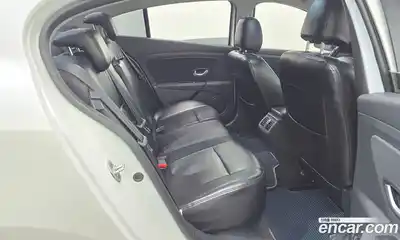 Renault SM3 2015 1.6 Автомат в Москве № 610033, миниатюра 12