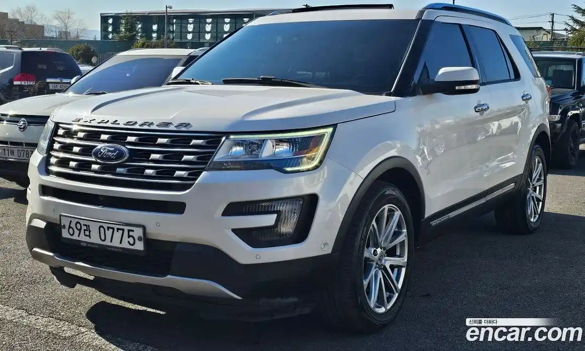 Ford Explorer 2016 2.3 Автомат в Москве № 610223, фото 3