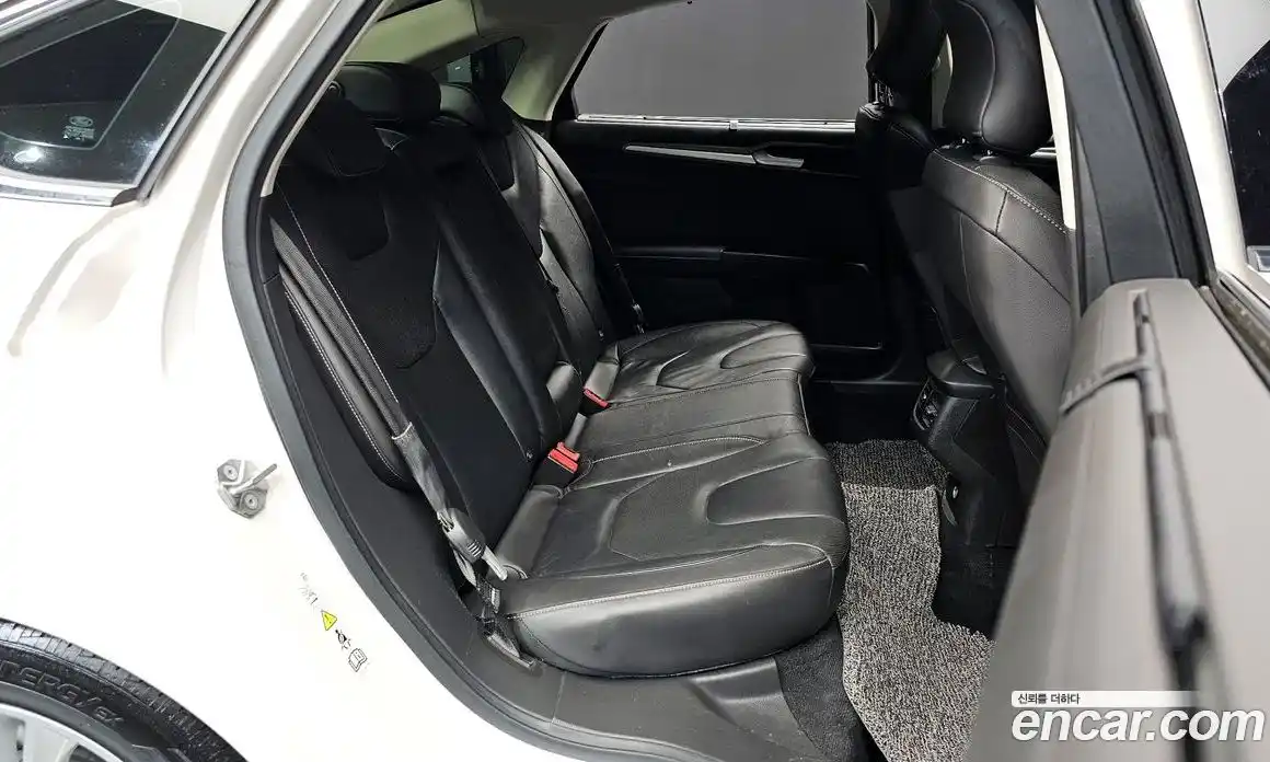 Ford Mondeo 2015 2.0 Автомат в Москве № 610233, фото 12