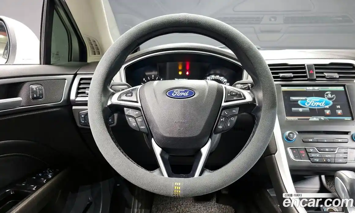 Ford Mondeo 2015 2.0 Автомат в Москве № 610233, фото 13