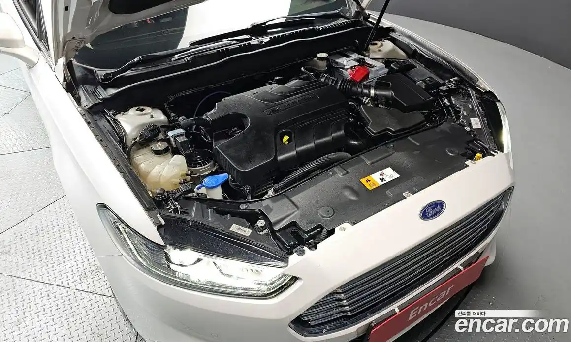 Ford Mondeo 2015 2.0 Автомат в Москве № 610233, фото 6