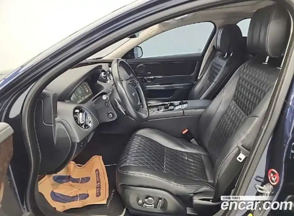 Jaguar XJ 2019 Автомат в Москве № 610831, фото 11