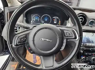 Jaguar XJ 2019 Автомат в Москве № 610831, миниатюра 9