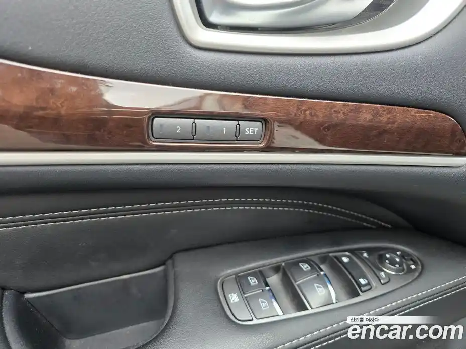 Infiniti QX60 2018 3.5 Автомат в Москве № 611040, фото 15