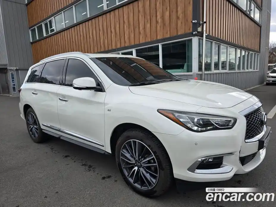 Infiniti QX60 2018 3.5 Автомат в Москве № 611040, фото 18