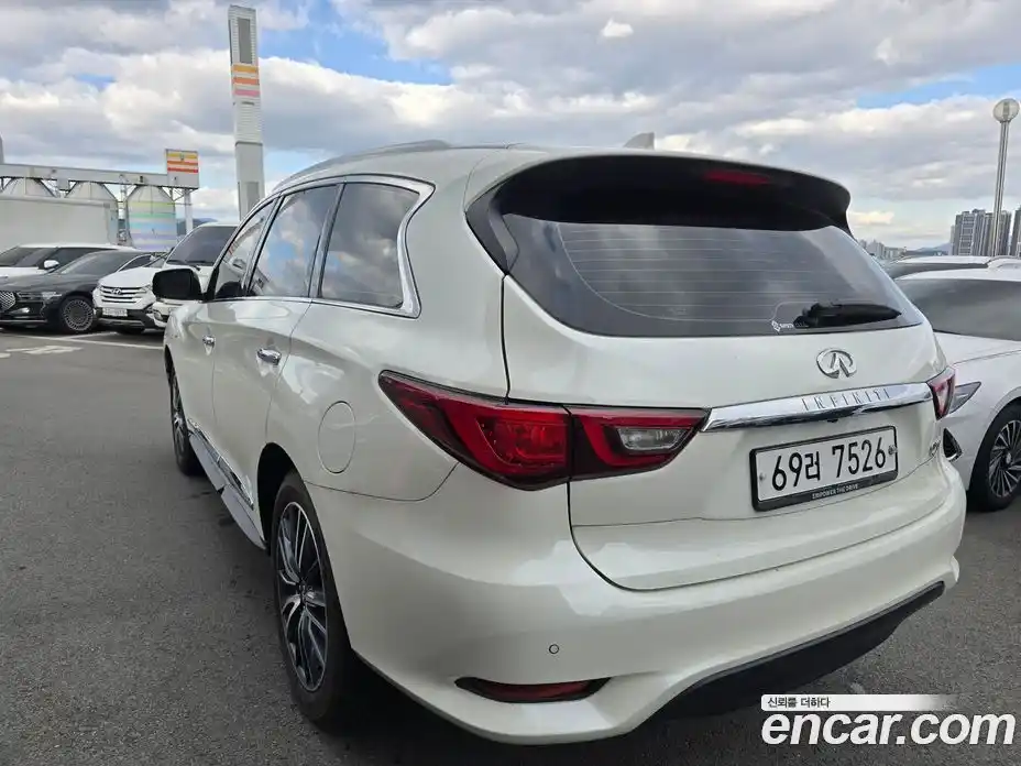 Infiniti QX60 2018 3.5 Автомат в Москве № 611040, фото 19