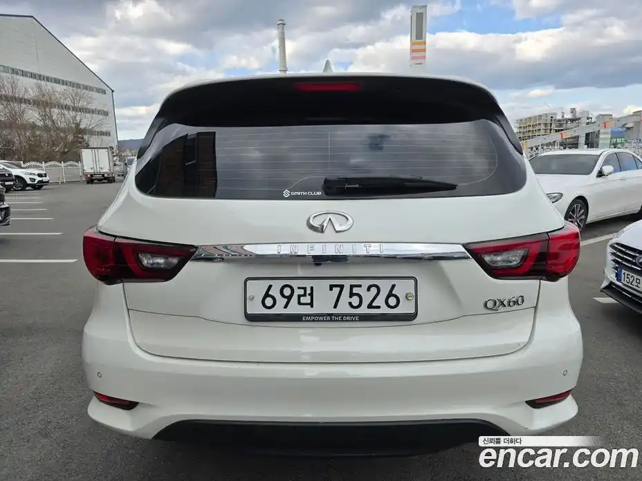 Infiniti QX60 2018 3.5 Автомат в Москве № 611040, фото 4