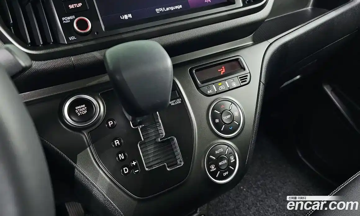 Kia Ray 2024 1.0 Автомат в Москве № 611379, фото 9