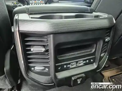 Dodge Ram Pick Up 2022 5.7 Автомат в Москве № 612049, миниатюра 7