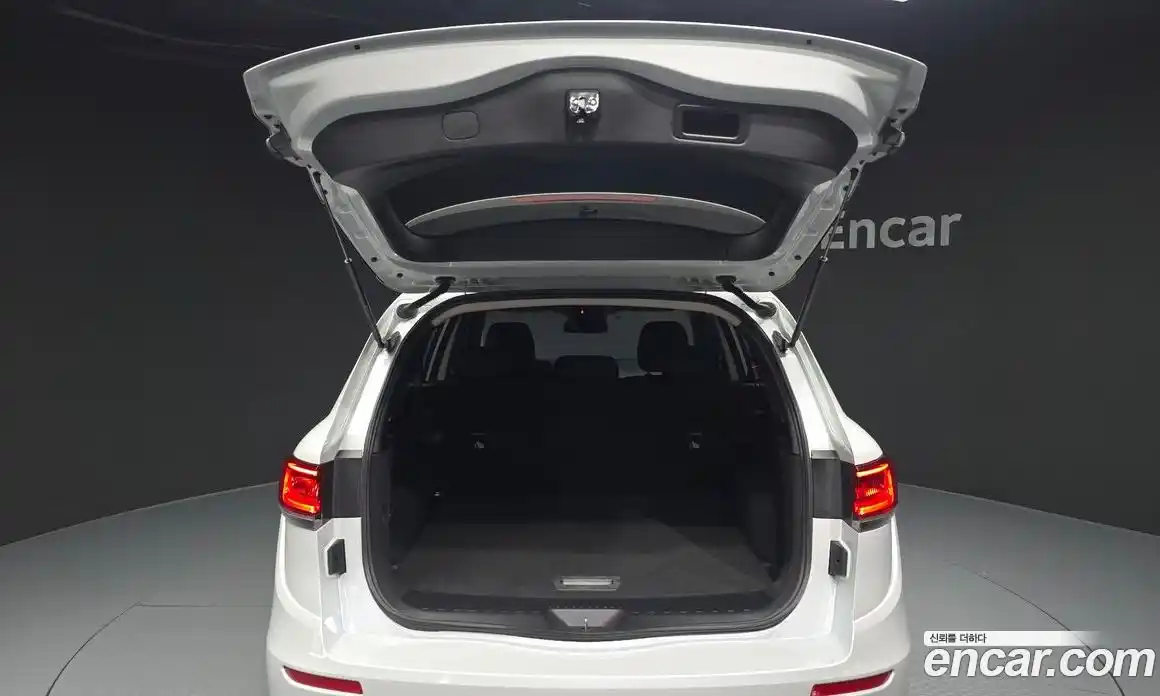 Renault QM6 2023 2.0 Автомат в Москве № 612223, фото 20