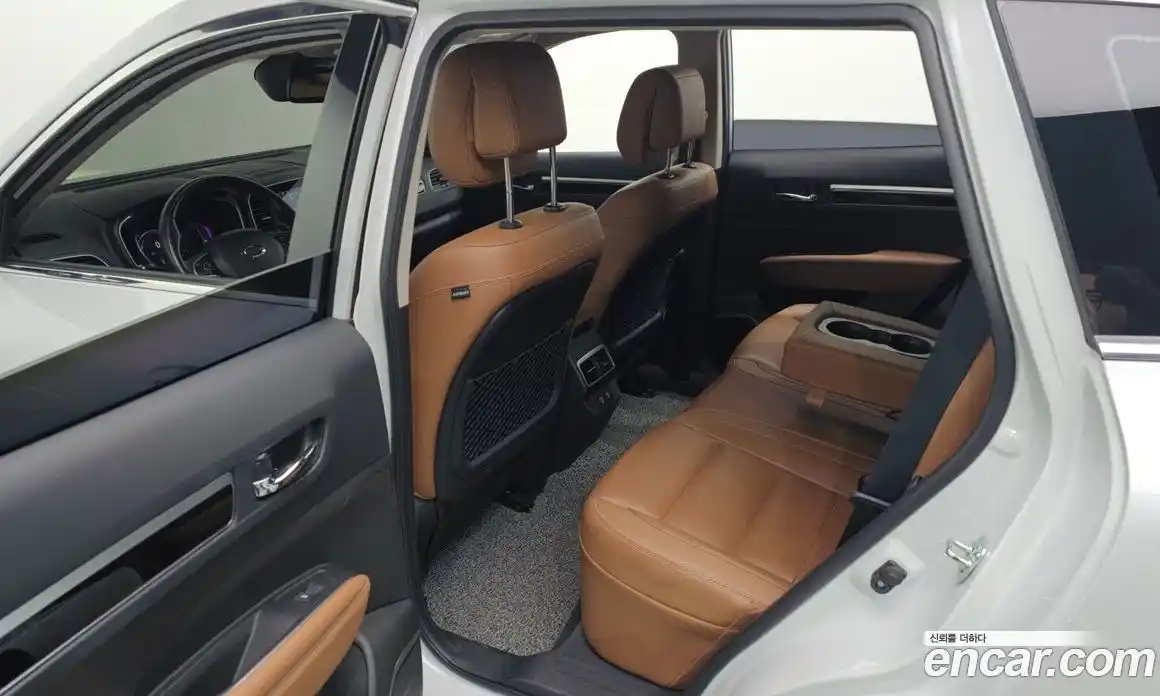 Renault QM6 2024 2.0 Автомат в Москве № 612360, фото 13