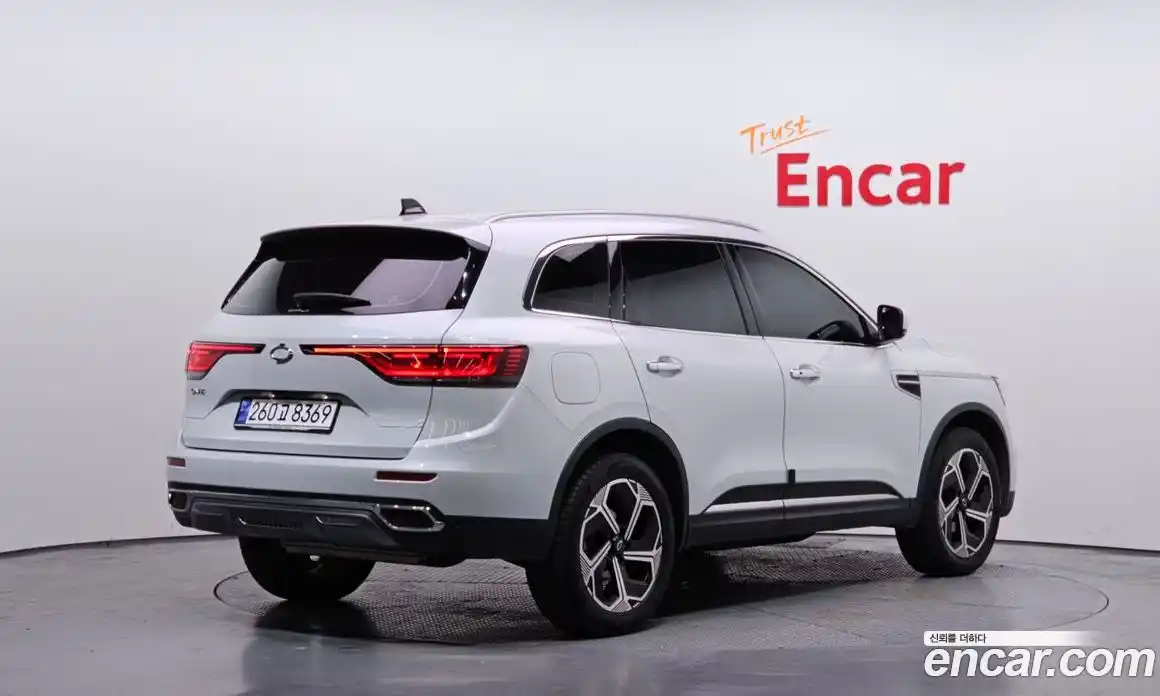 Renault QM6 2024 2.0 Автомат в Москве № 612360, фото 2