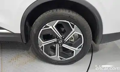 Renault QM6 2024 2.0 Автомат в Москве № 612360, миниатюра 5