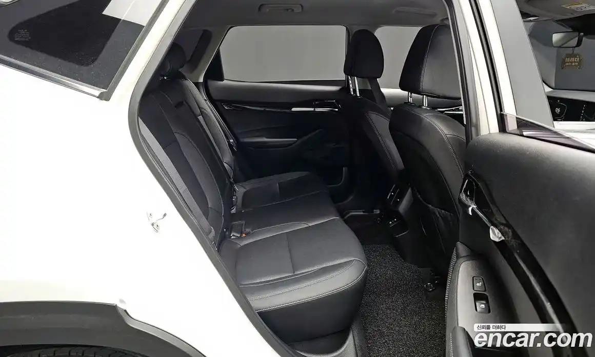 Kia Seltos 2023 1.6 Автомат в Москве № 612443, фото 12