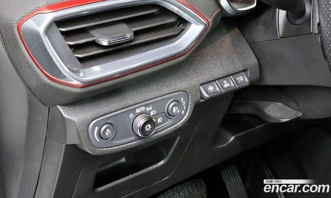 Chevrolet TrailBlazer 2022 1.3 Автомат в Москве № 612771, фото 17