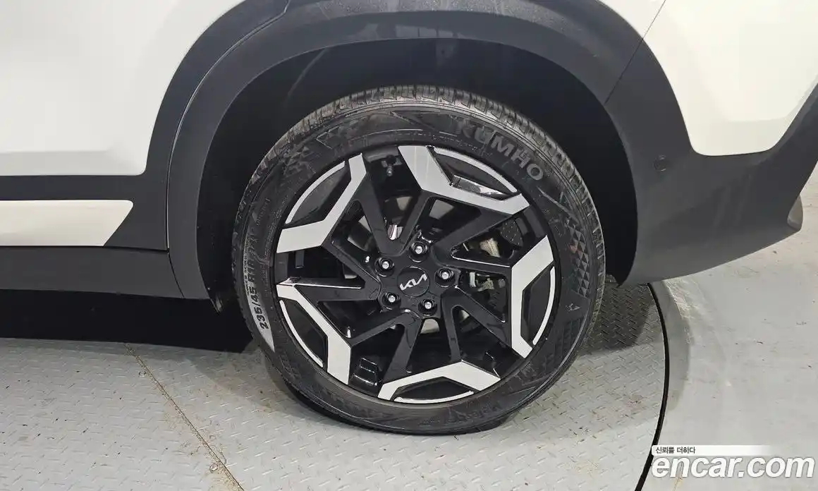 Kia Seltos 2025 1.6 Автомат в Москве № 612779, фото 5