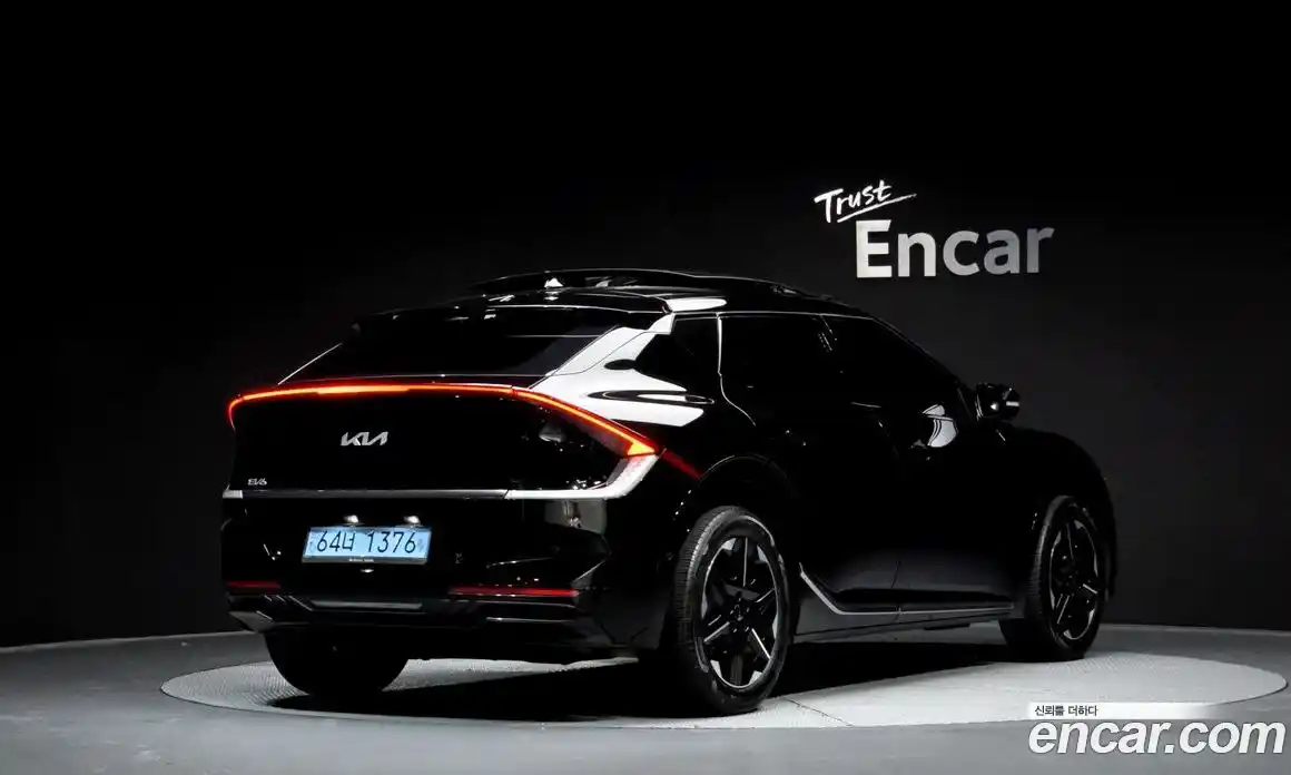 Kia EV6 2025 0.1 Автомат в Москве № 612858, фото 1